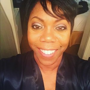 Meet your Posher, Mia